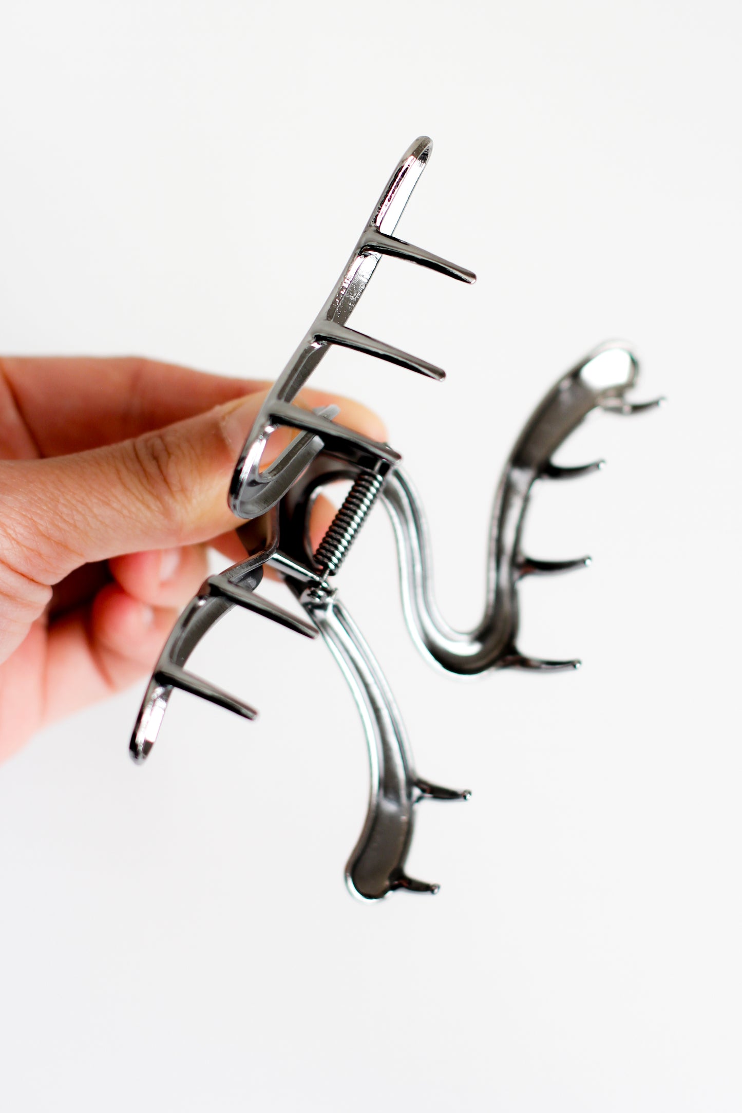 Hair Claw #2 - Carbon
