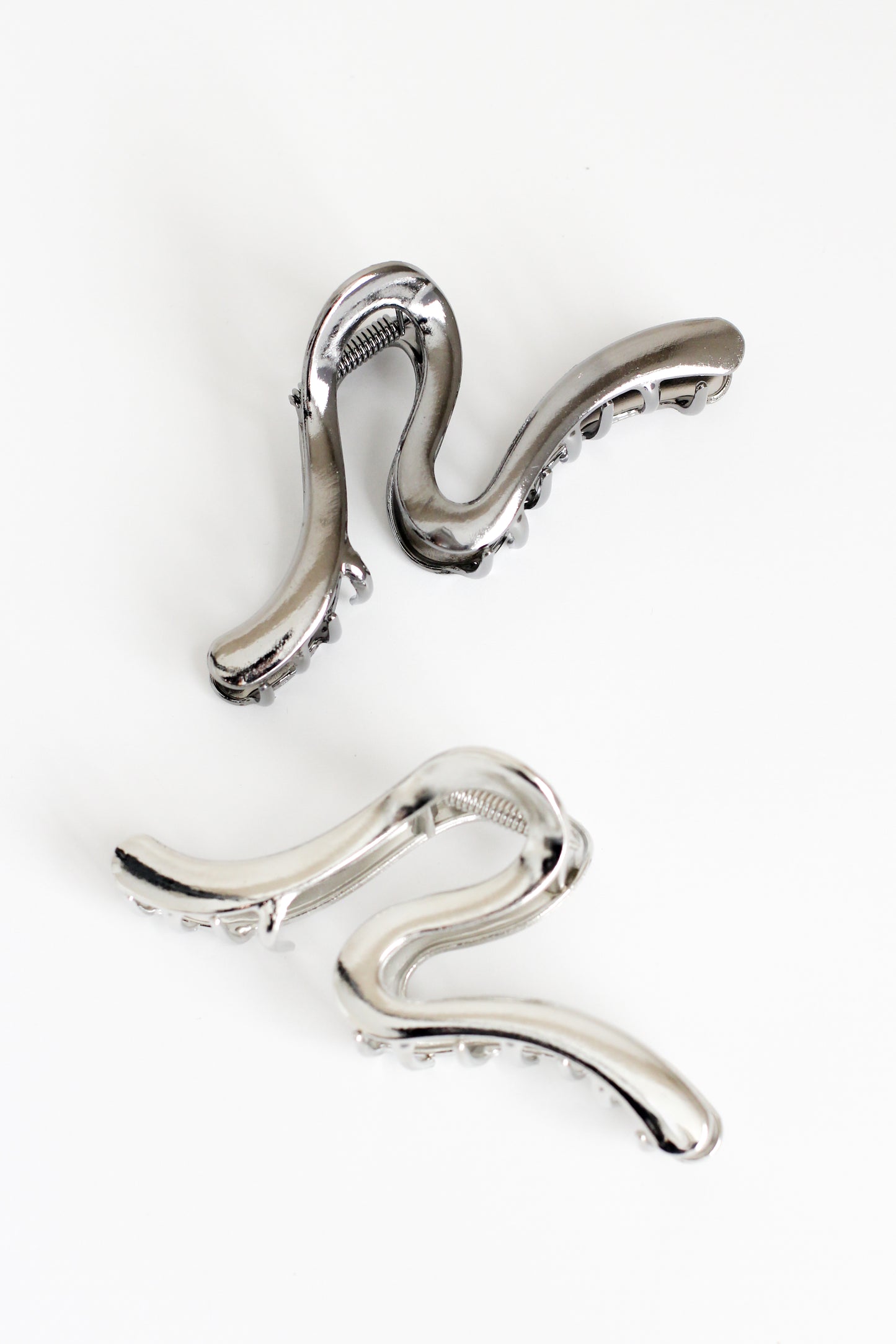 Hair Claw #2 - Carbon